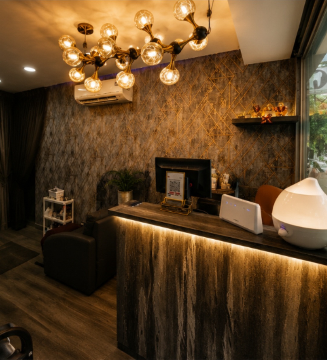 Reception area of Bellissimo Sorelle salon